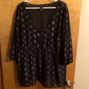 Cute and feminine black sheer blouse with gold polka dots. Torrid. Size 3